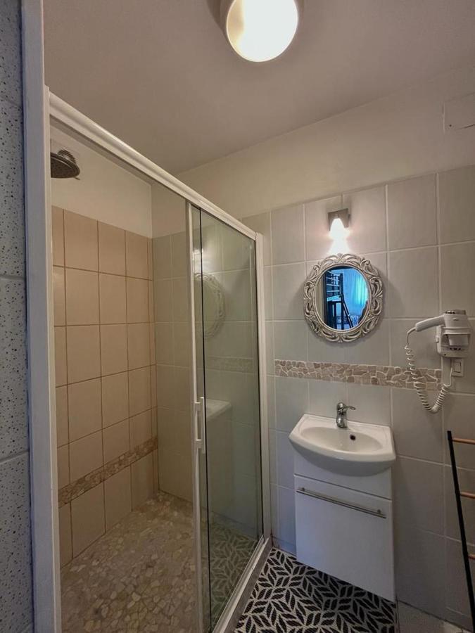 Appartement En Rez De Villa Beausite Мандельё-ла-Напуль Экстерьер фото